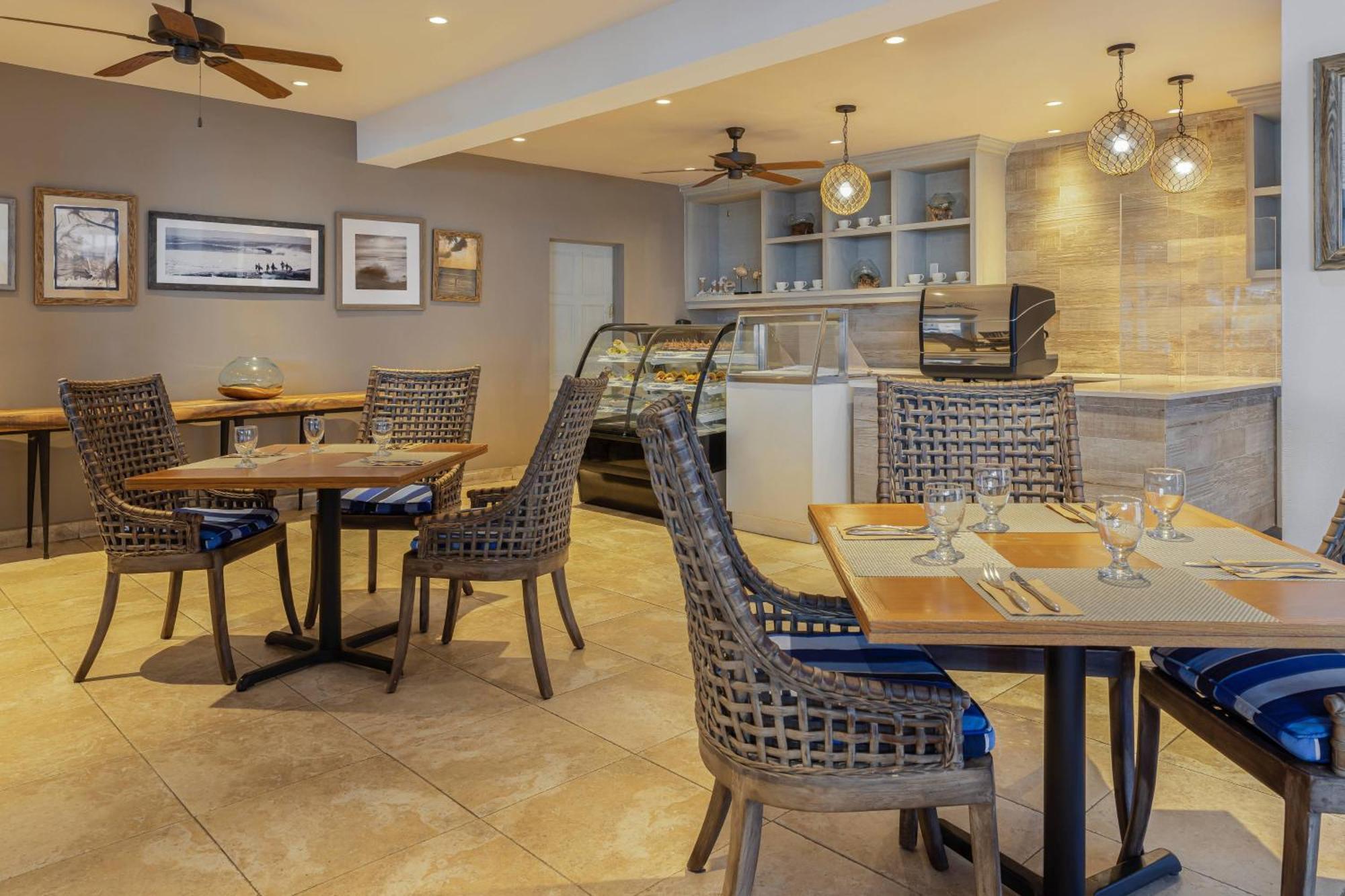 Waves Resort & Spa, Barbados, An Autograph Collection All-Inclusive Resort Saint James Exterior foto
