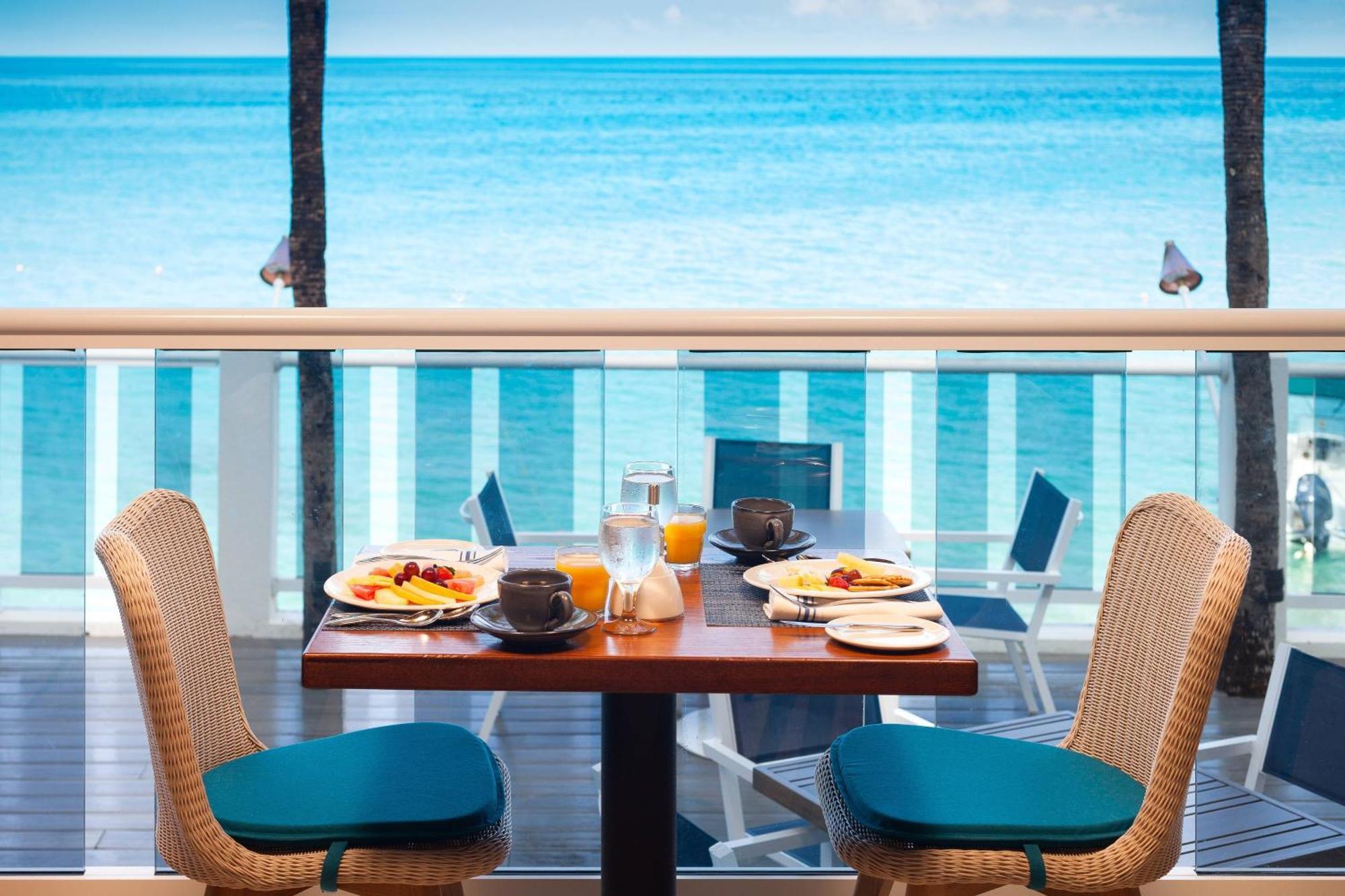 Waves Resort & Spa, Barbados, An Autograph Collection All-Inclusive Resort Saint James Exterior foto