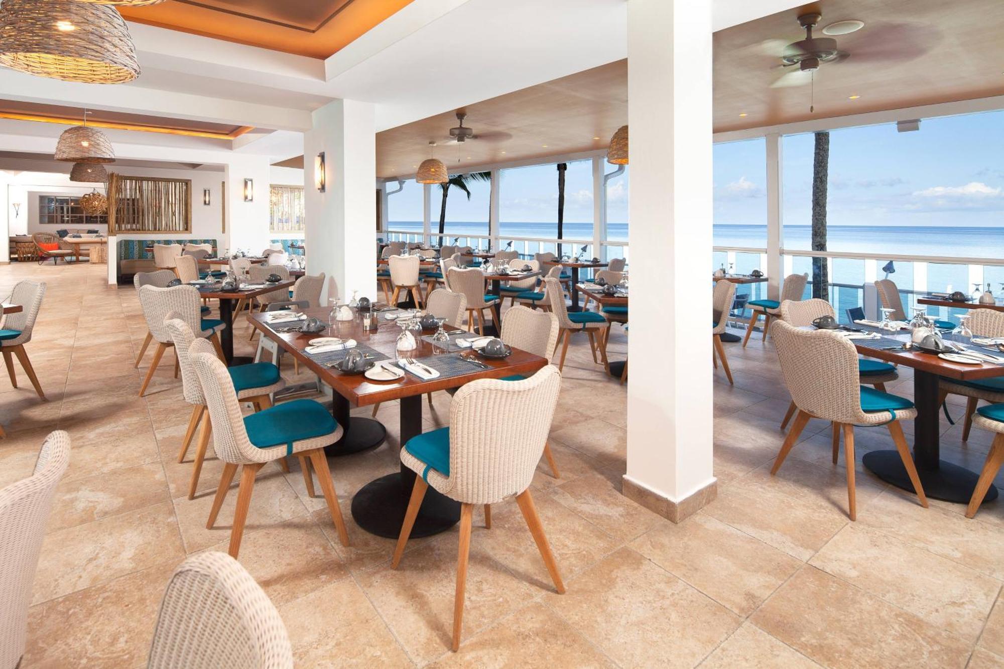 Waves Resort & Spa, Barbados, An Autograph Collection All-Inclusive Resort Saint James Exterior foto