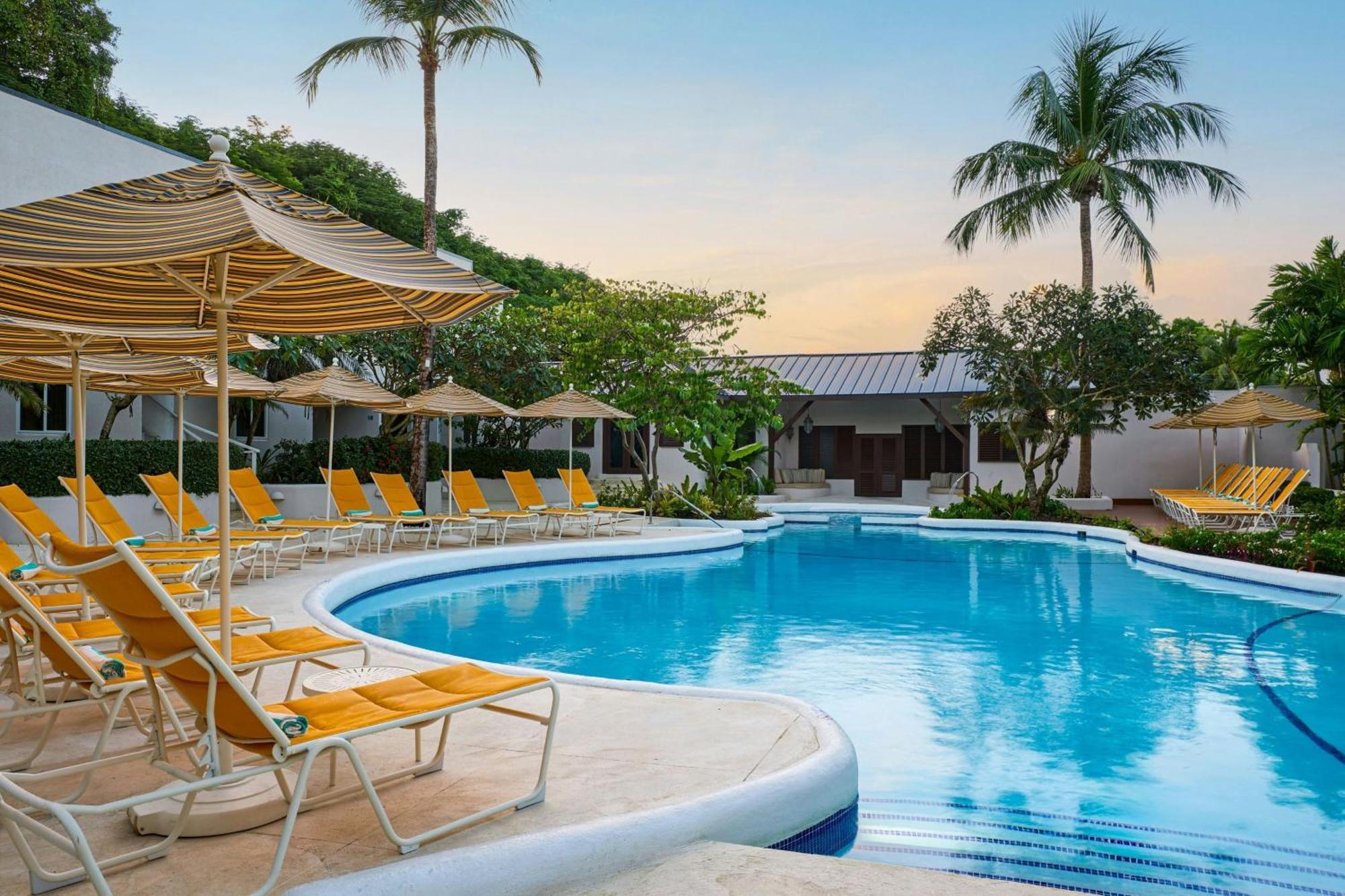 Waves Resort & Spa, Barbados, An Autograph Collection All-Inclusive Resort Saint James Exterior foto